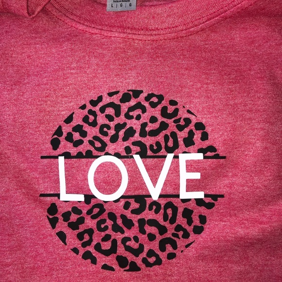 Gildan T-Shirt - Picture 2 of 4